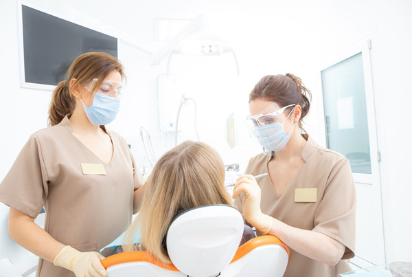 Diploma in Dental Health Worker